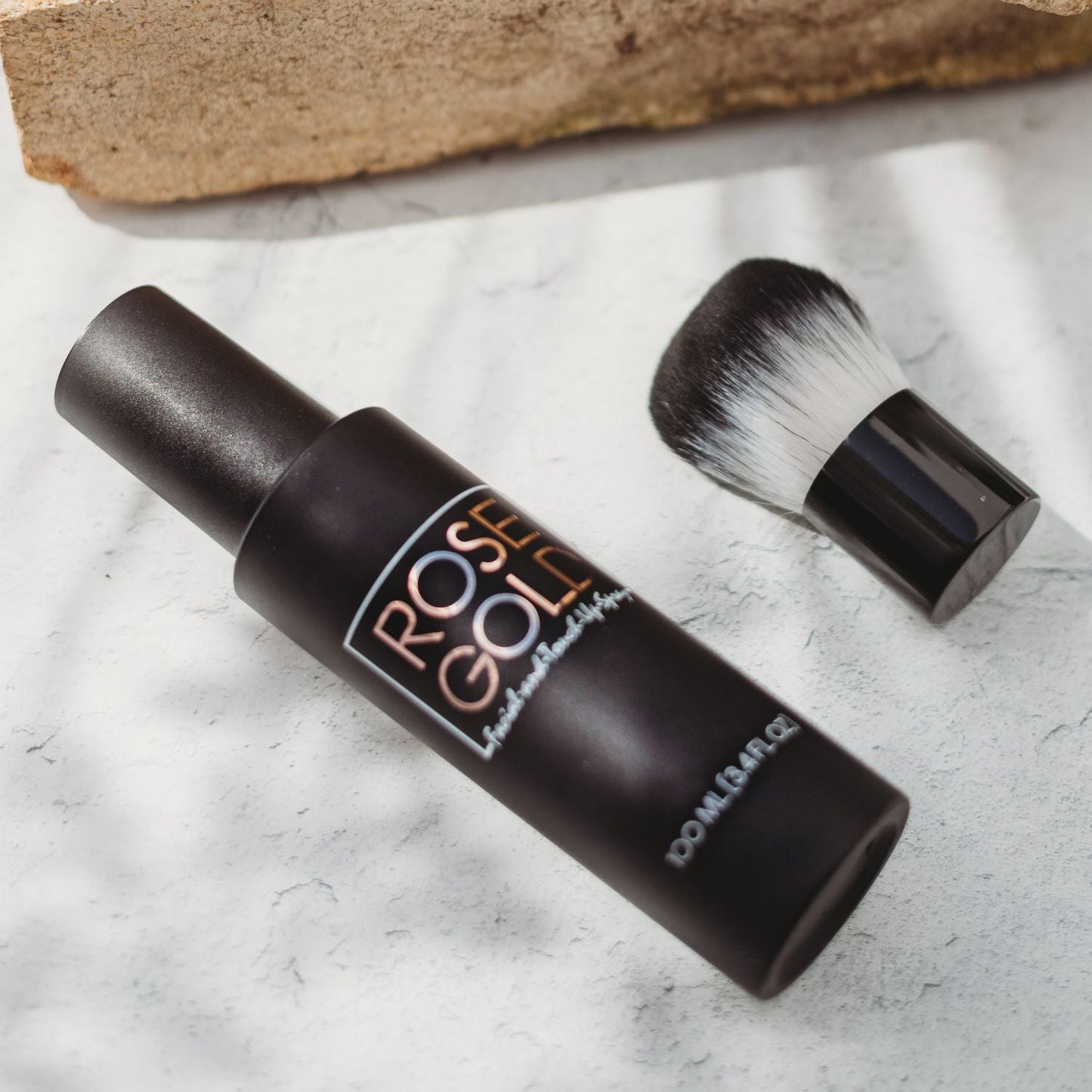 Gesichtsbräunungsspray — Transparentes Bräunungswasser